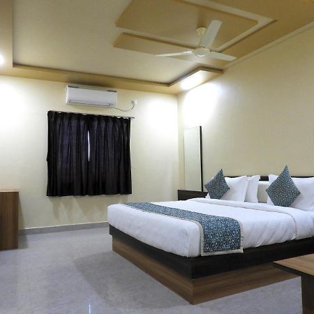Hotel Somnath Daksh Somnāth Zewnętrze zdjęcie