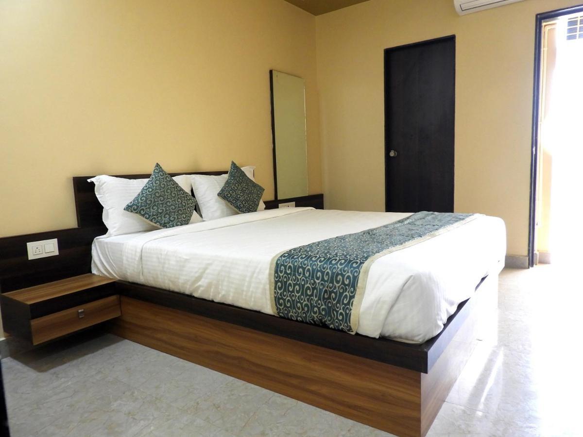 Hotel Somnath Daksh Somnāth Zewnętrze zdjęcie