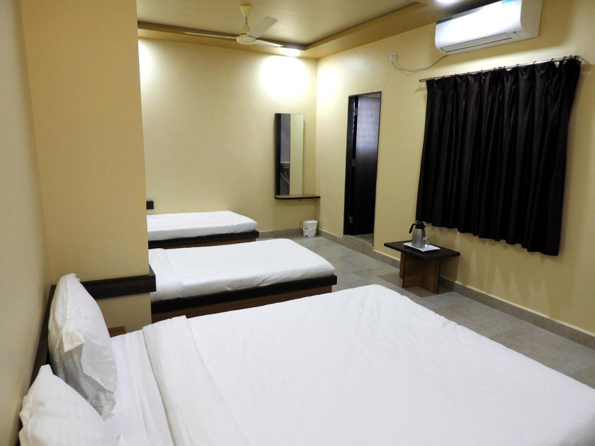 Hotel Somnath Daksh Somnāth Zewnętrze zdjęcie